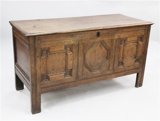 An early 18th century oak coffer, W.4ft 3in. D.1ft 9in. H.2ft 4in.